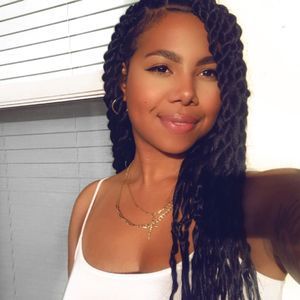 Meet your Posher, Anna